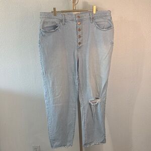 Universal Thread Light Blue Distressed vintage straight Boyfriend Jeans- Size 18
